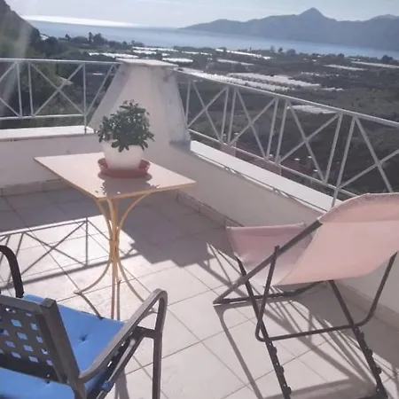 West Red Rock And View Maisonette Leonídion