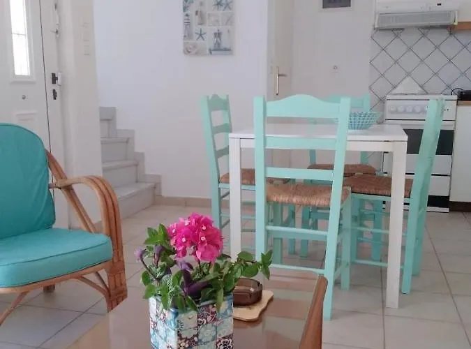 West Red Rock And View Maisonette * Леонидион